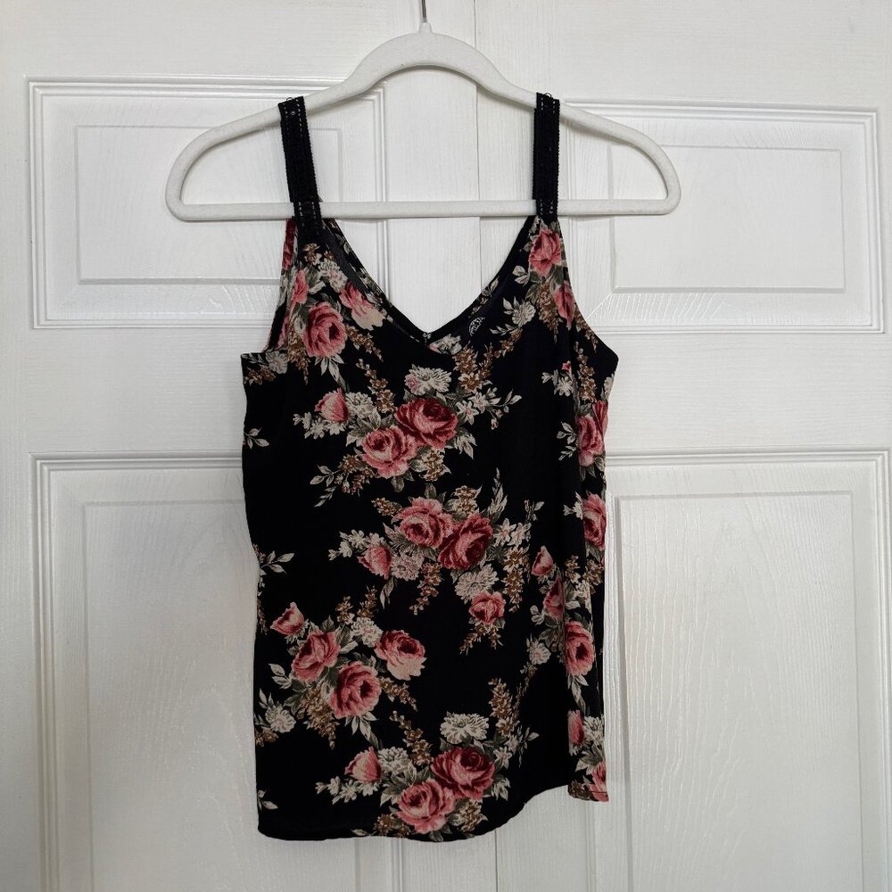 Rose/Floral Tank Bobeau